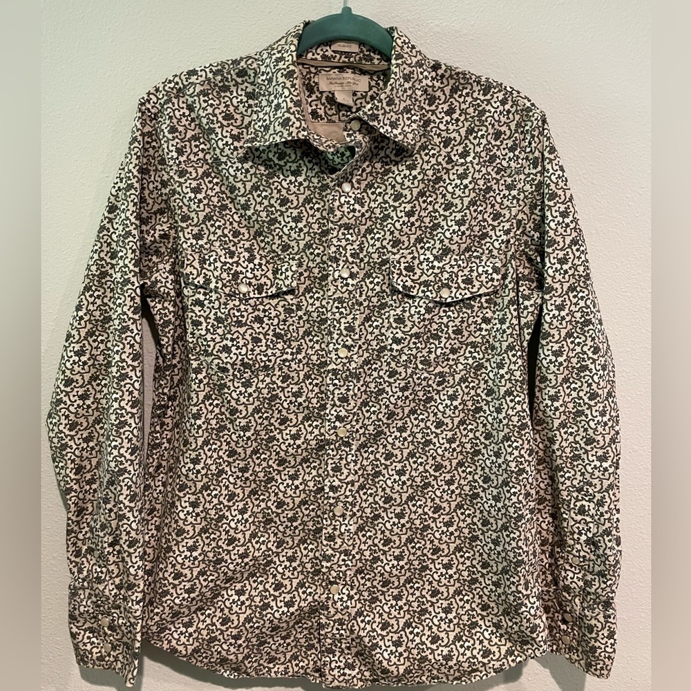 Banana Republic western button up slim fit with 2 pockets Rodeo shirt. … - Picture 1 of 4
